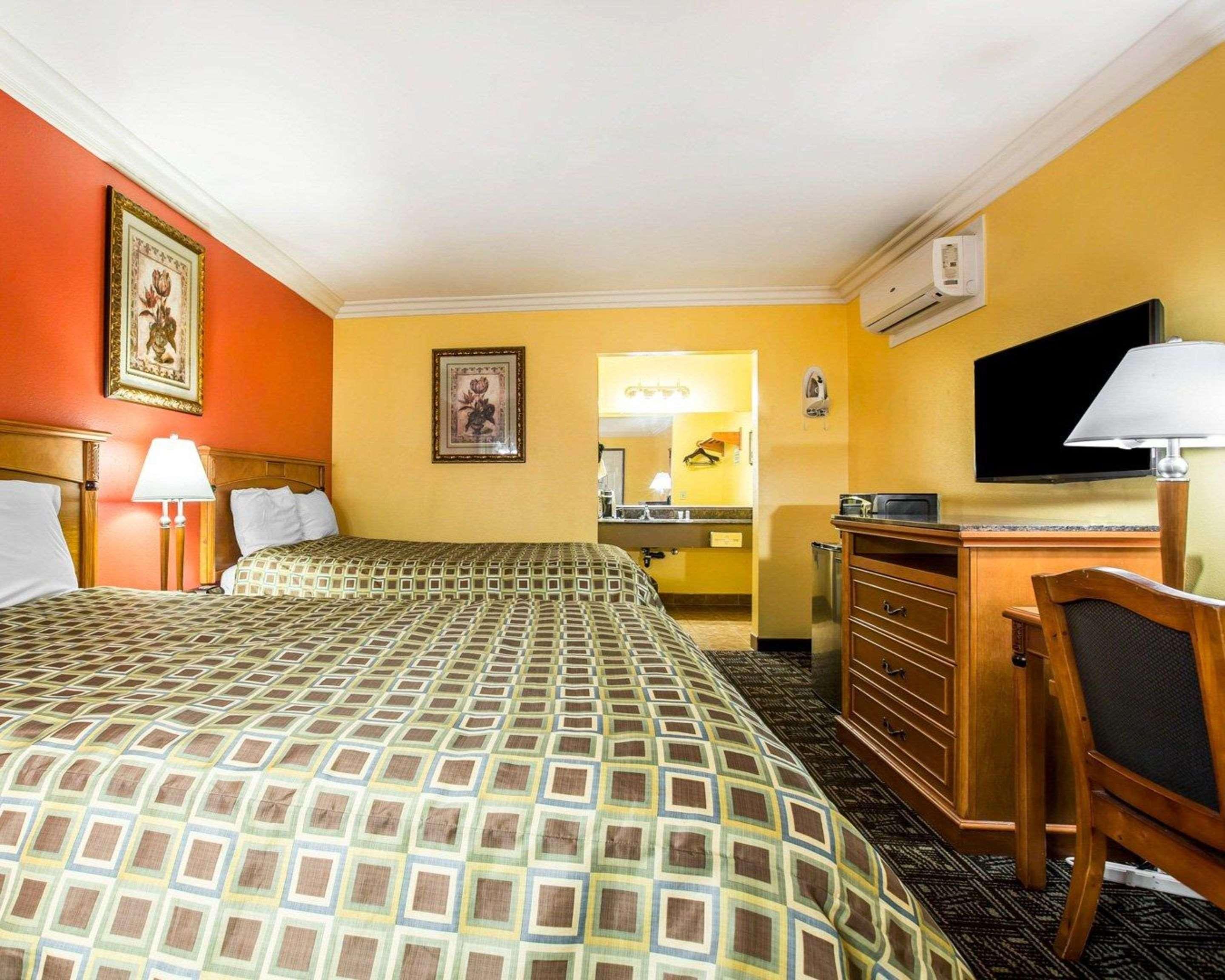 Rodeway Inn Old Town Temecula Kültér fotó
